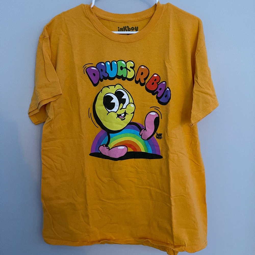 Drugs are bad inkboy T-shirt